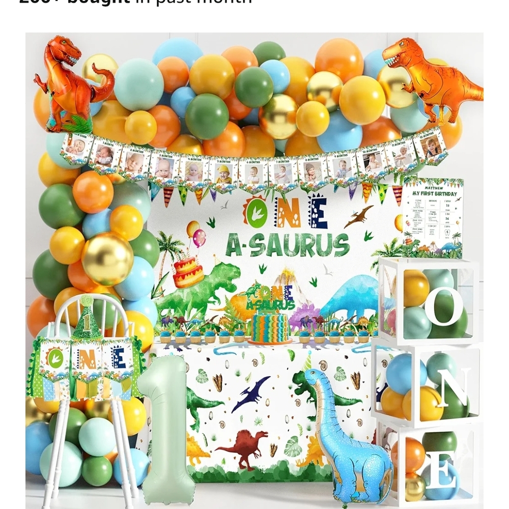 Amazon Dinosaur Party Decoration Set with Green, Blue, Orange, Yellow